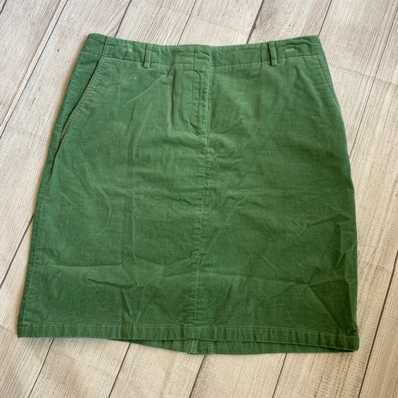 Brooks Brothers Dresses & Skirts - 346 BROOKS BROTHERS Stretch Green Corduroy Skirt